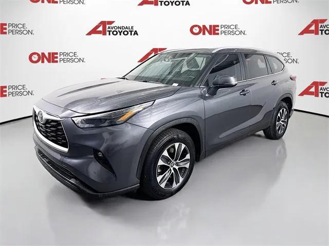 used 2024 Toyota Highlander car, priced at $41,981
