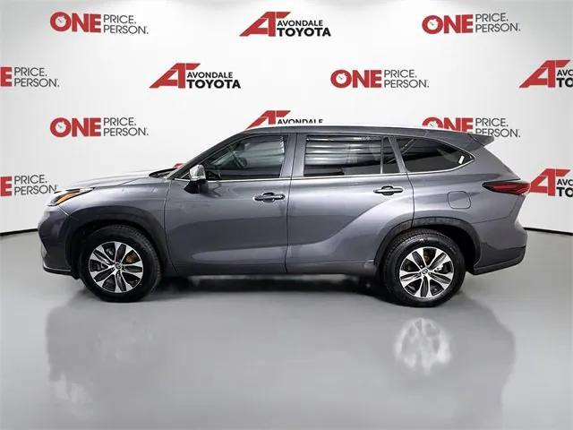 used 2024 Toyota Highlander car, priced at $41,981