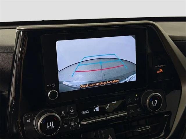 used 2024 Toyota Highlander car, priced at $41,981