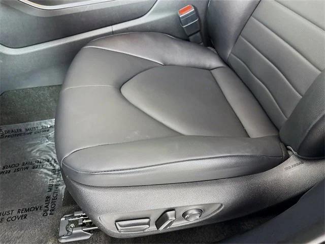 used 2025 Toyota Highlander car, priced at $48,481