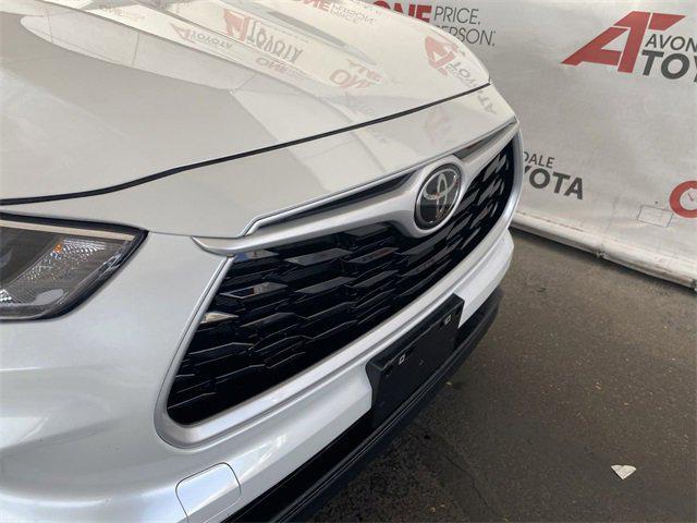 used 2024 Toyota Highlander car, priced at $43,981