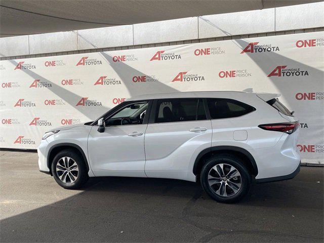 used 2024 Toyota Highlander car, priced at $43,981