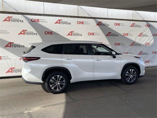 used 2024 Toyota Highlander car, priced at $43,981