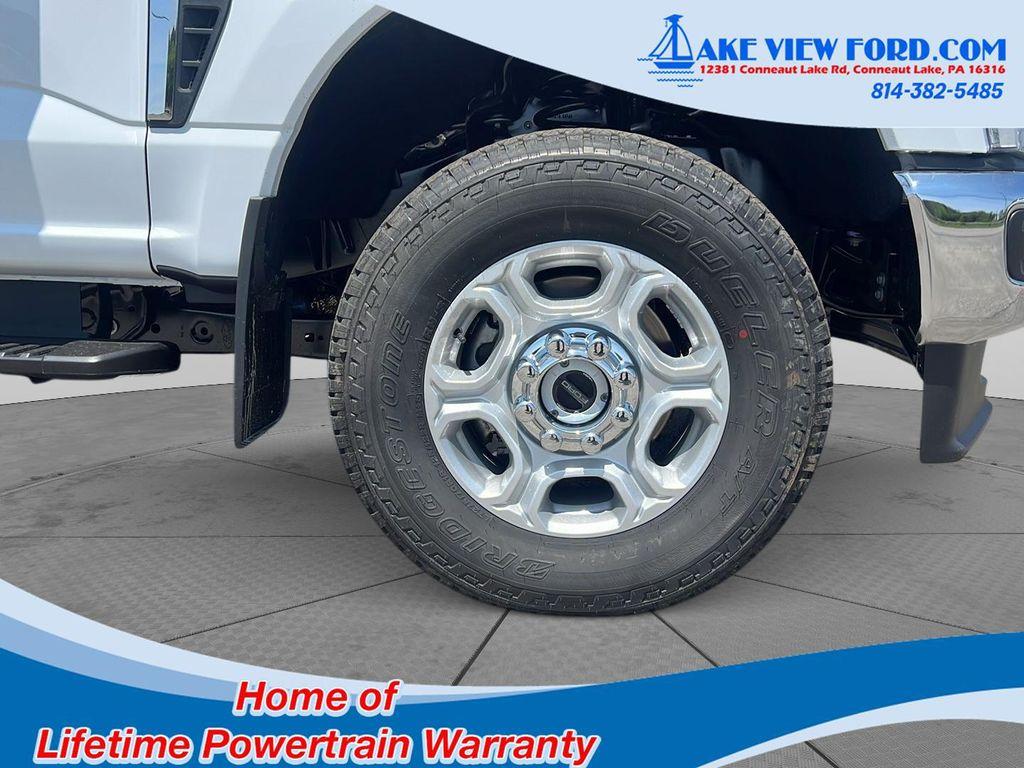 new 2025 Ford F-350 car, priced at $61,955