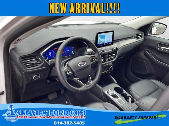 used 2022 Ford Escape car, priced at $26,995