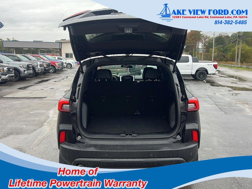 used 2025 Ford Escape car, priced at $29,995