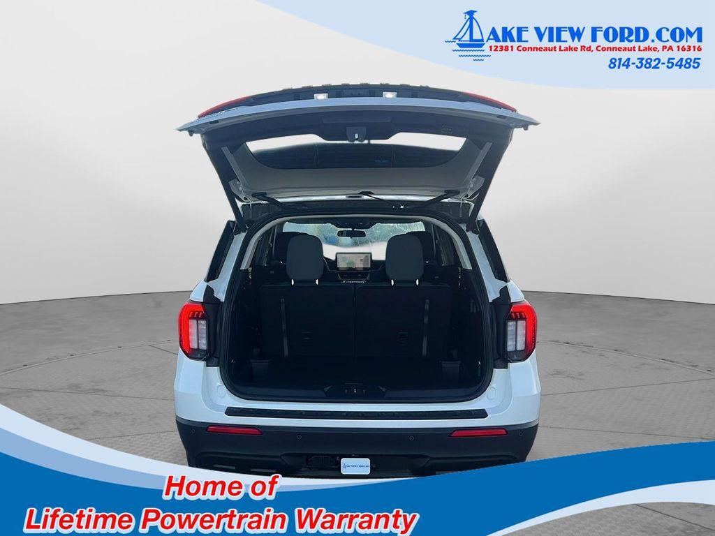 new 2025 Ford Explorer car, priced at $44,940