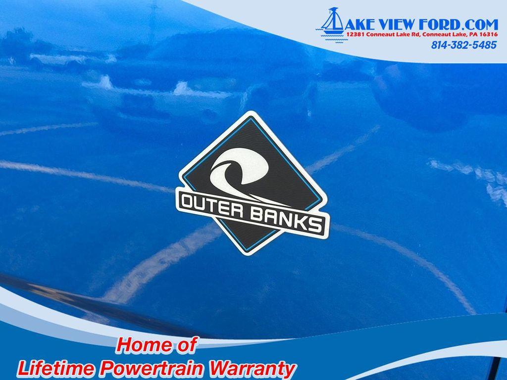 new 2025 Ford Bronco Sport car, priced at $39,595