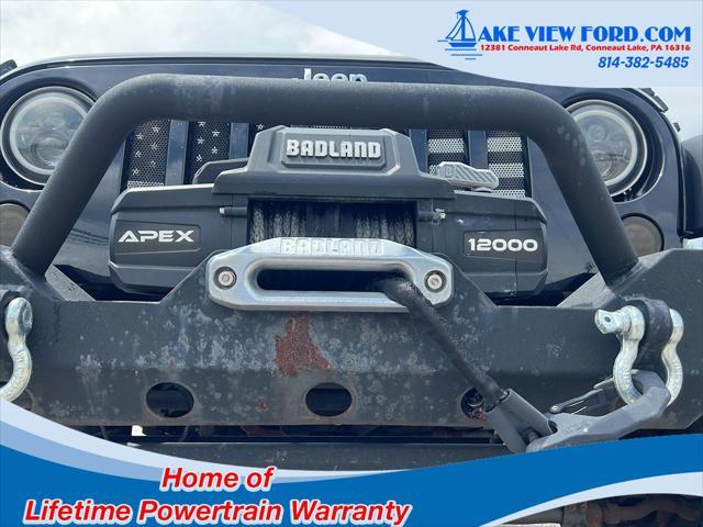 used 2015 Jeep Wrangler Unlimited car, priced at $18,795