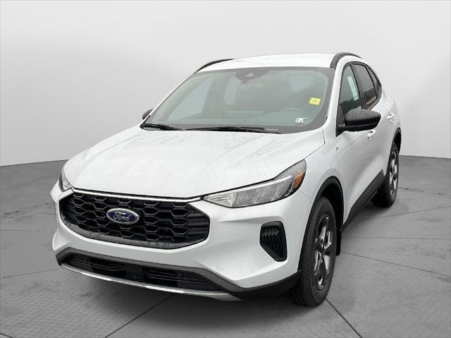 new 2025 Ford Escape car, priced at $33,950