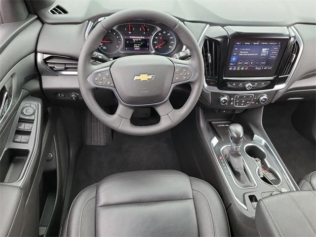 used 2022 Chevrolet Traverse car, priced at $33,995