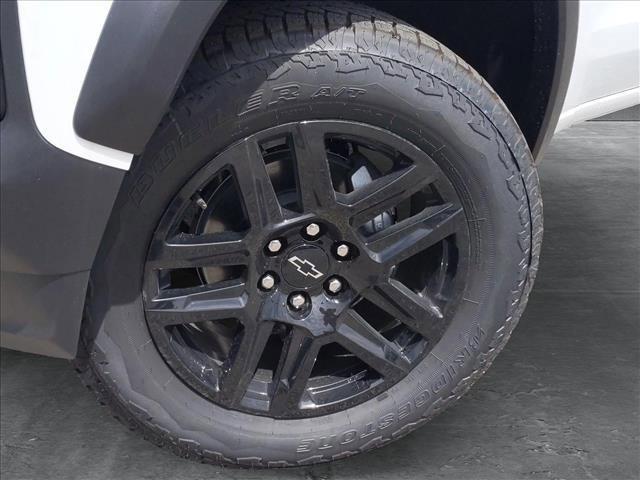 new 2025 Chevrolet Colorado car, priced at $42,990