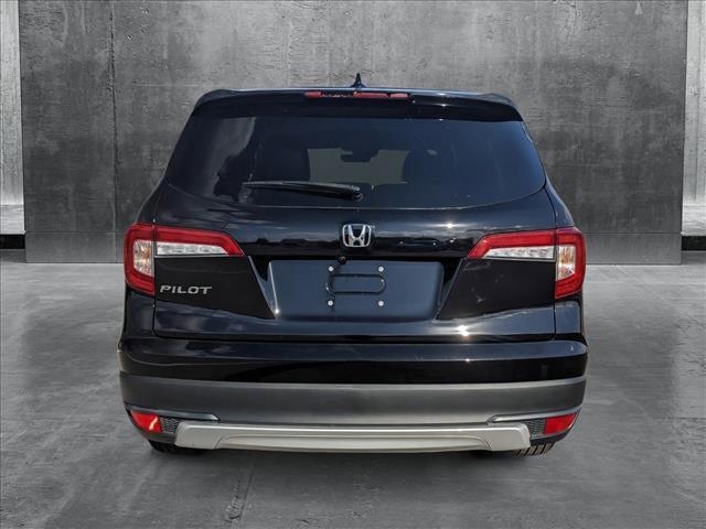 used 2022 Honda Pilot car, priced at $31,990