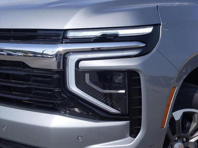 new 2025 Chevrolet Suburban car, priced at $62,270