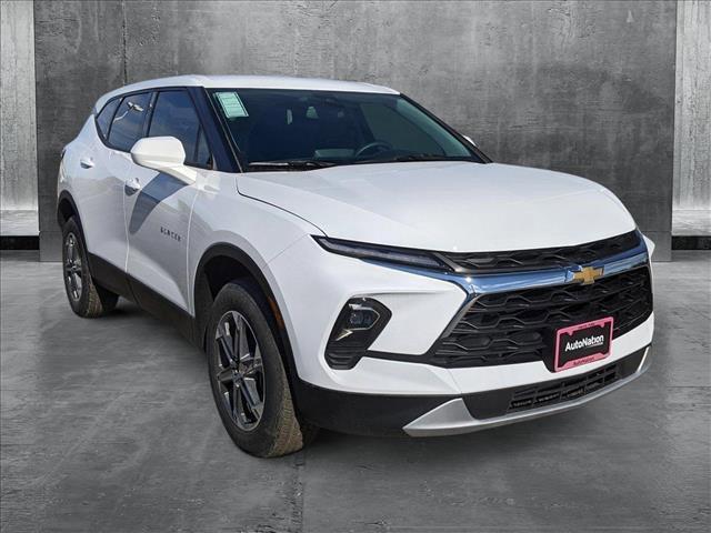 new 2025 Chevrolet Blazer car, priced at $33,994