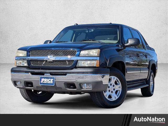 used 2004 Chevrolet Avalanche car, priced at $8,990