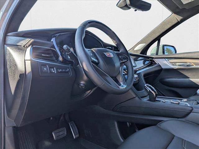 used 2024 Cadillac XT6 car, priced at $50,498