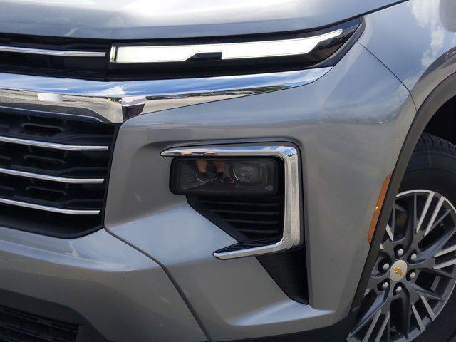 new 2025 Chevrolet Traverse car, priced at $41,808