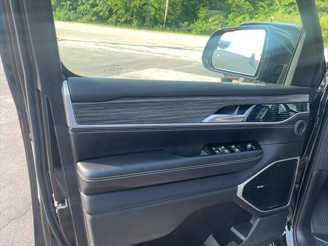 used 2024 Jeep Wagoneer L car