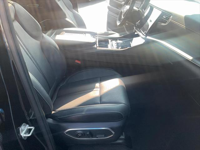 used 2024 Jeep Wagoneer L car