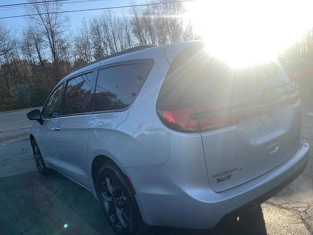 new 2026 Chrysler Pacifica car, priced at $54,745