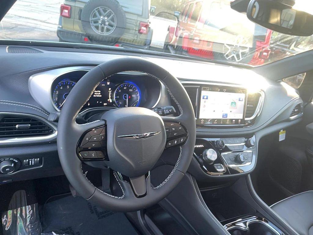 new 2026 Chrysler Pacifica car, priced at $54,745
