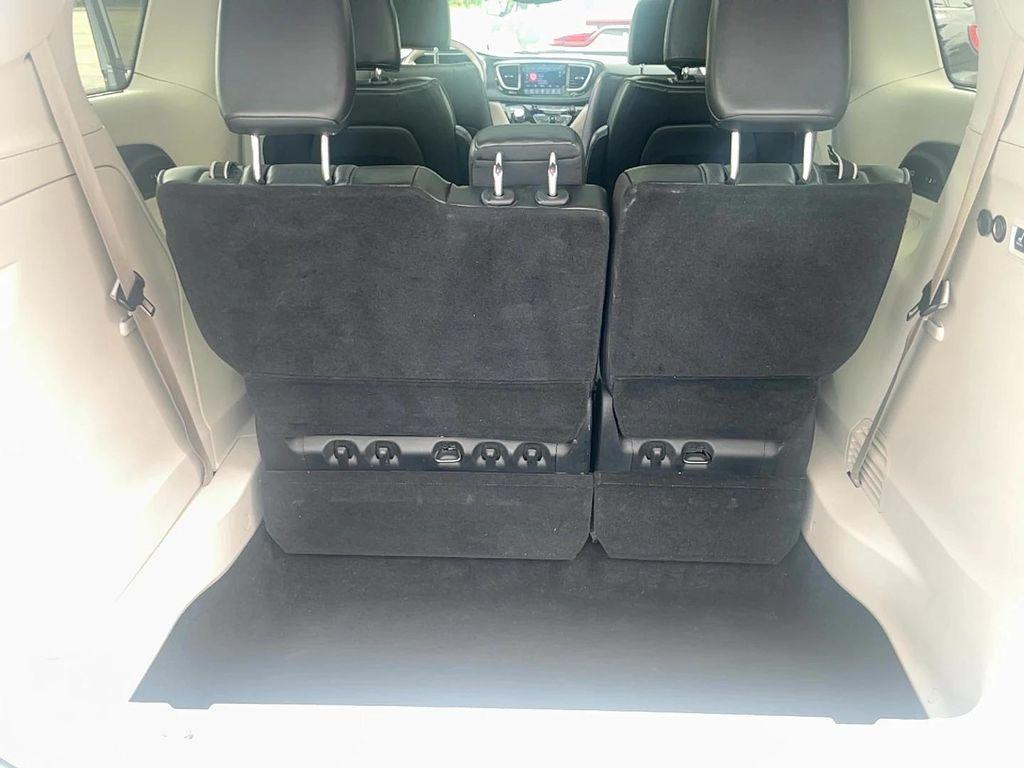used 2020 Chrysler Pacifica car, priced at $20,993