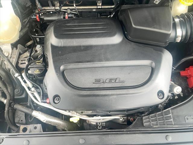 used 2020 Chrysler Pacifica car, priced at $20,993