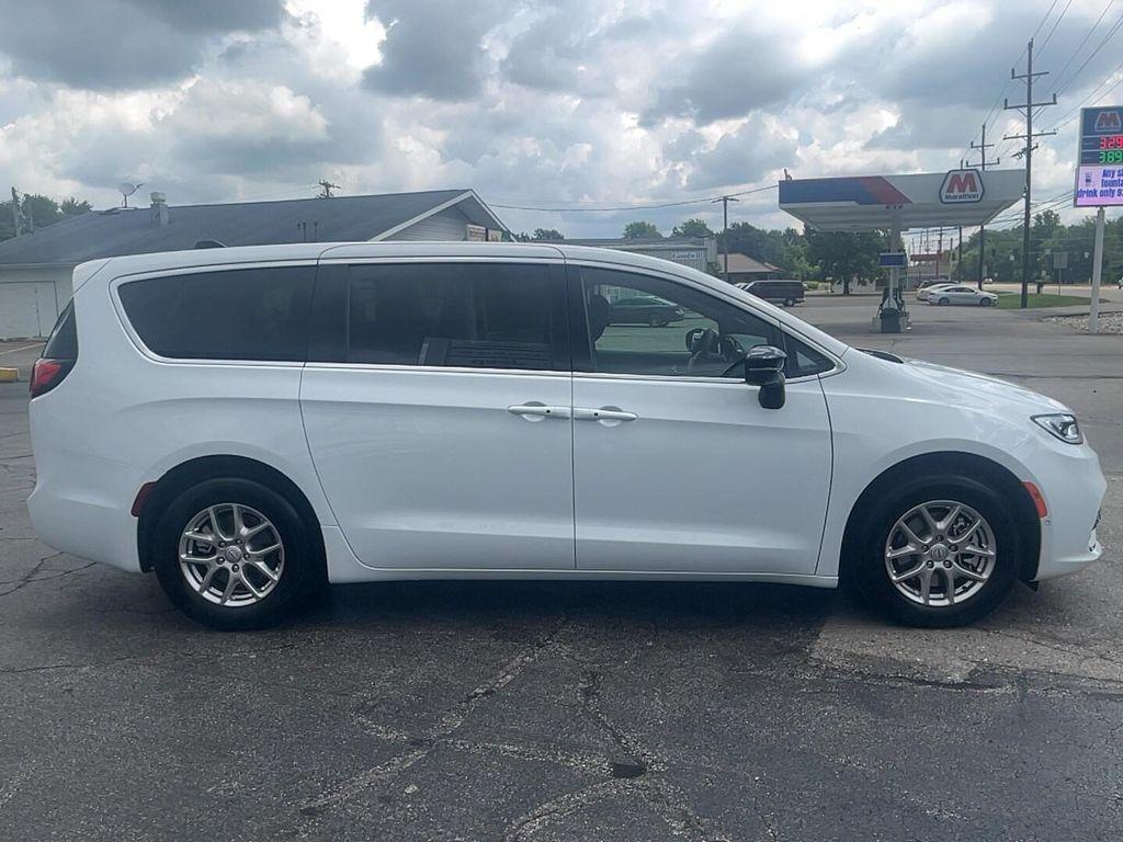 new 2026 Chrysler Pacifica car, priced at $45,740