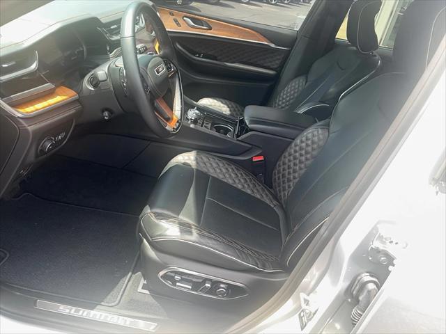 used 2022 Jeep Grand Cherokee car, priced at $39,993
