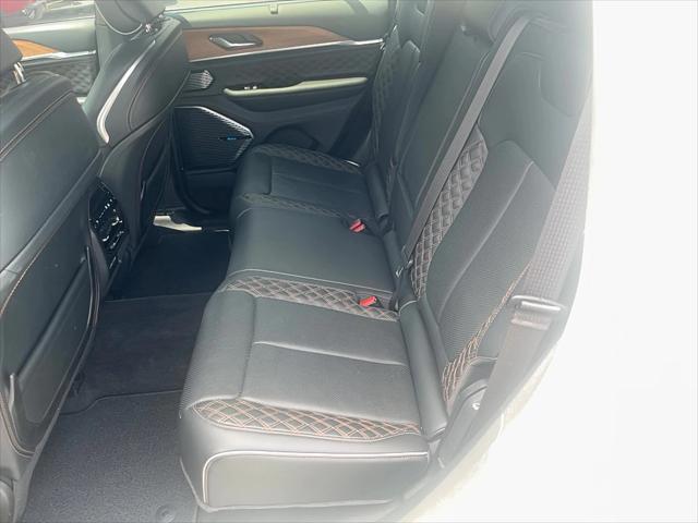 used 2022 Jeep Grand Cherokee car, priced at $39,993
