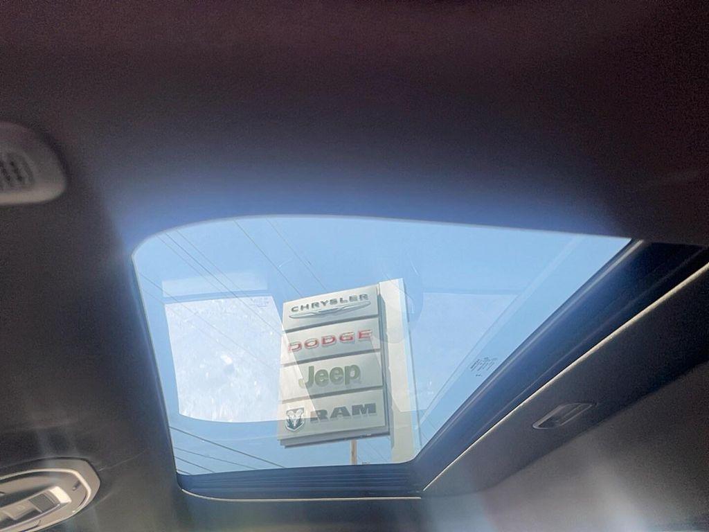 new 2025 Jeep Grand Cherokee L car, priced at $50,375