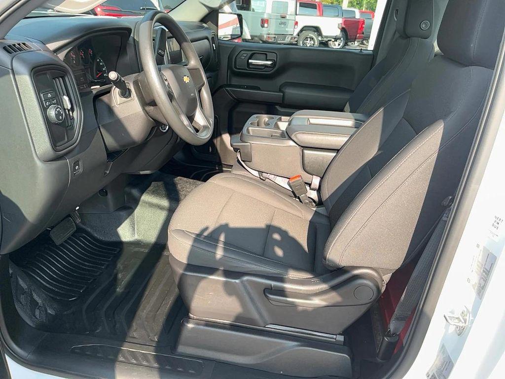 used 2024 Chevrolet Silverado 1500 car, priced at $31,993
