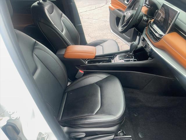 used 2024 Jeep Compass car