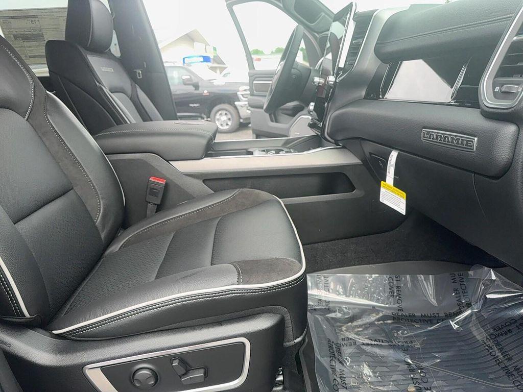 new 2025 Ram 1500 car, priced at $75,560