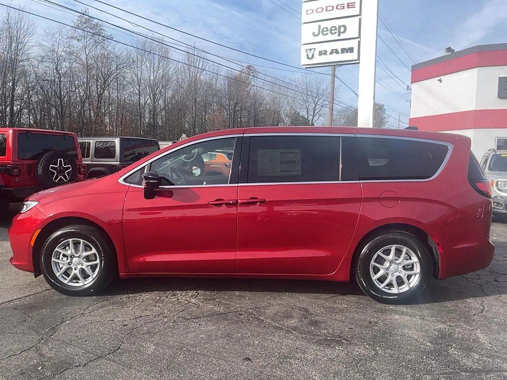 new 2026 Chrysler Pacifica car, priced at $48,335