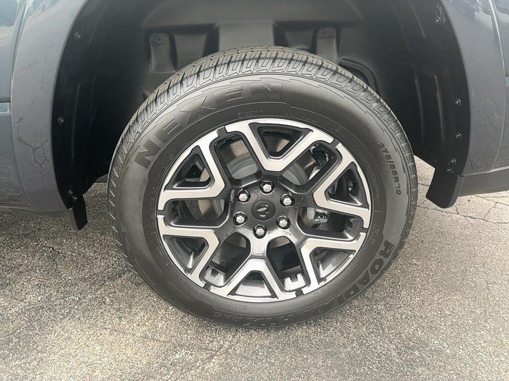 new 2025 Ram 1500 car, priced at $67,960