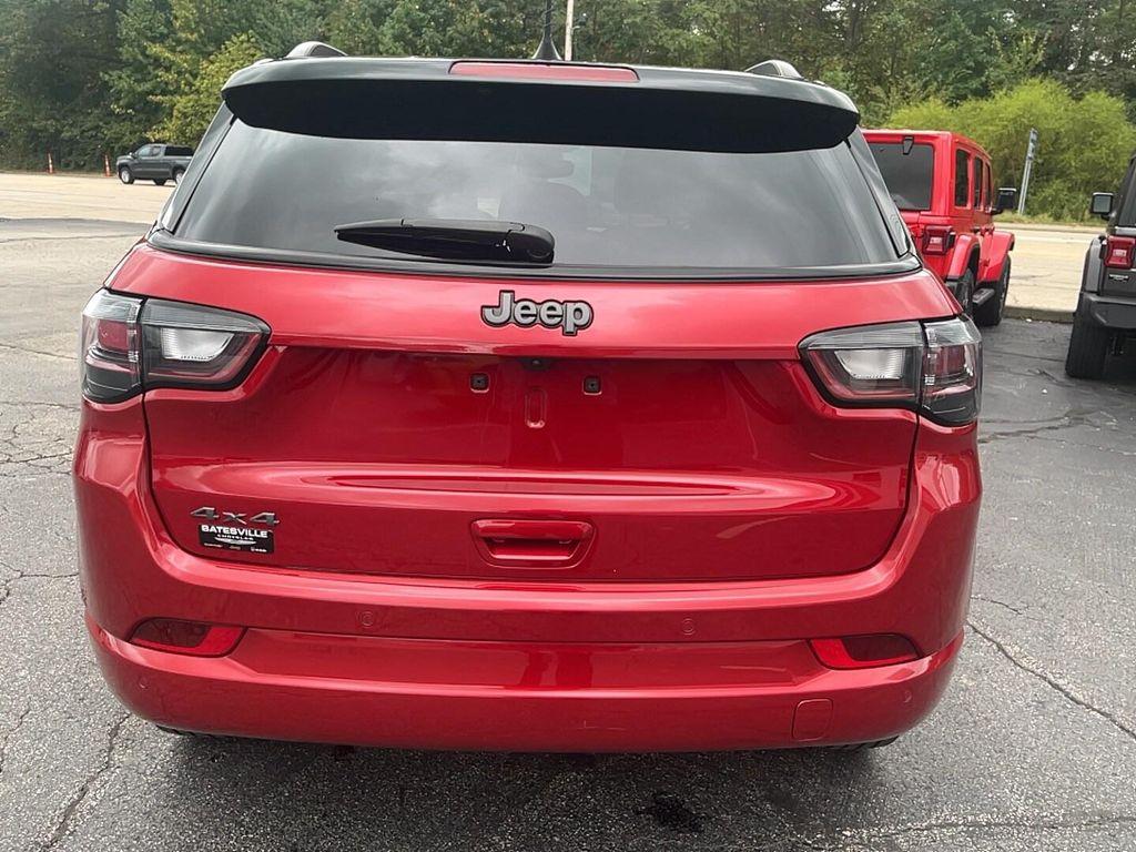 used 2025 Jeep Compass car