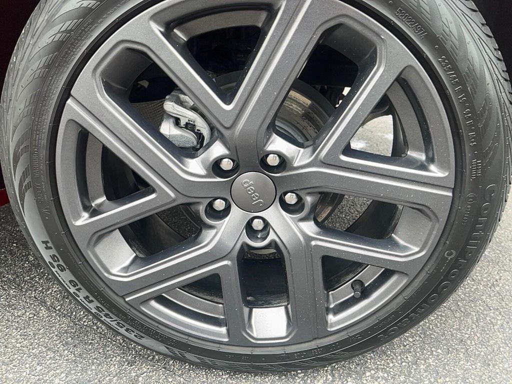 used 2025 Jeep Compass car