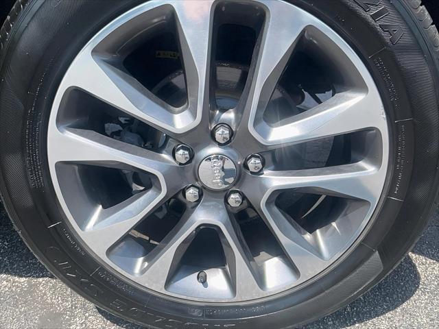 used 2018 Jeep Grand Cherokee car, priced at $21,993