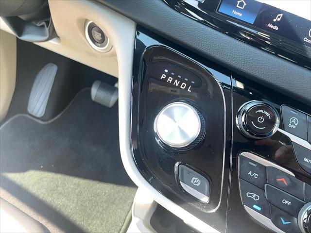 used 2024 Chrysler Pacifica car, priced at $28,993