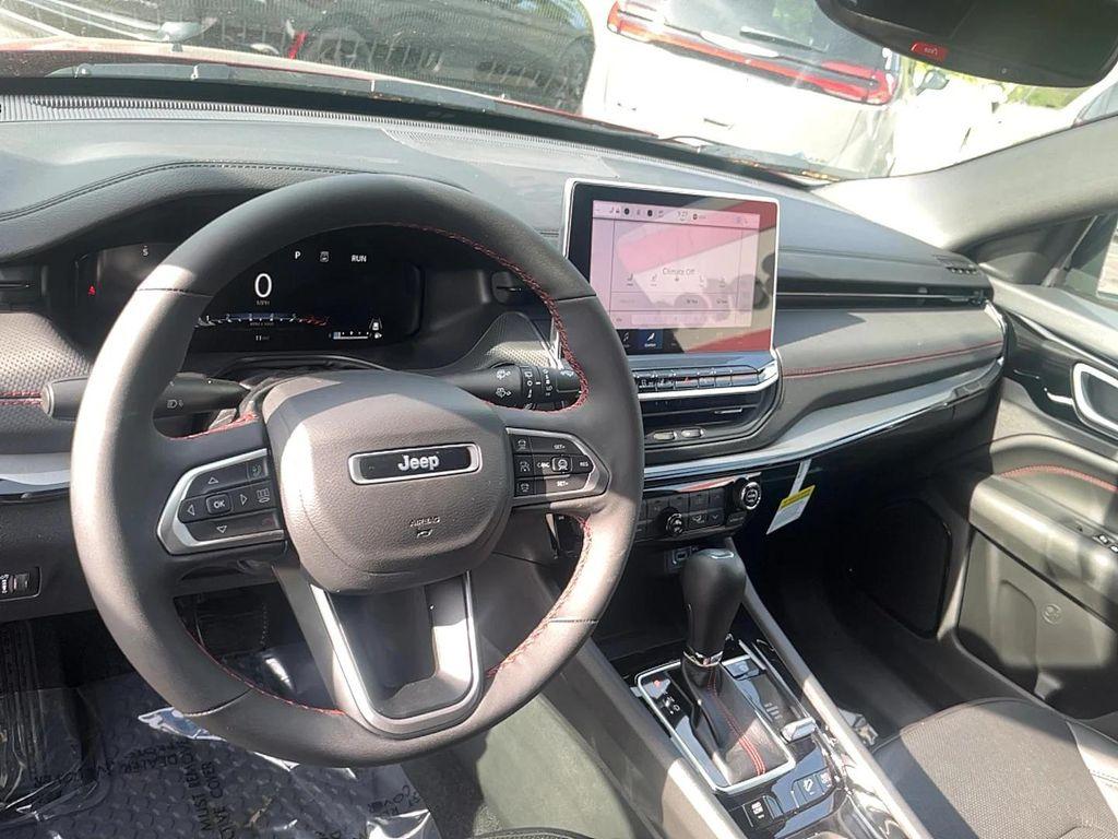 new 2025 Jeep Compass car, priced at $41,935