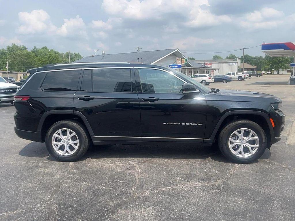 used 2021 Jeep Grand Cherokee L car, priced at $32,993
