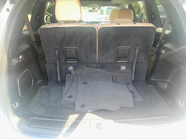used 2024 Jeep Grand Cherokee L car, priced at $39,993
