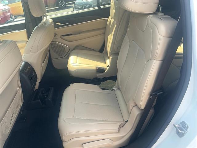 used 2024 Jeep Grand Cherokee L car, priced at $39,993