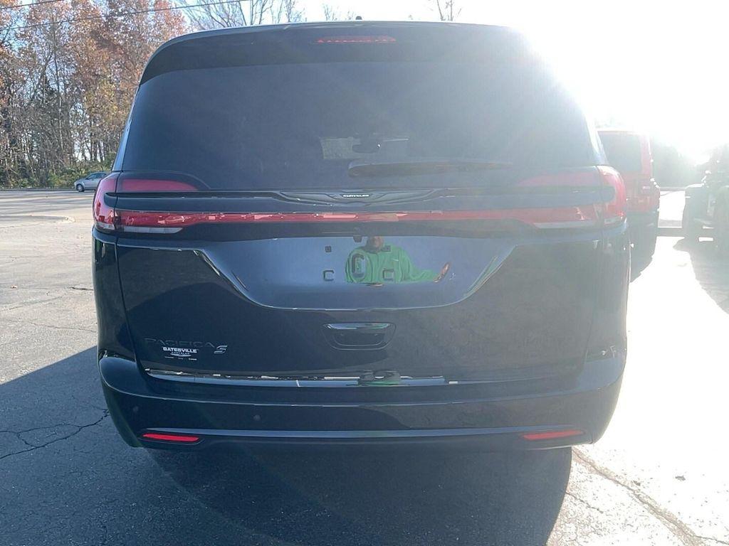 new 2026 Chrysler Pacifica car, priced at $54,250