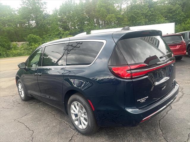 new 2025 Chrysler Pacifica car, priced at $47,935