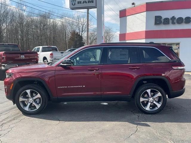 new 2024 Jeep Grand Cherokee car, priced at $52,920