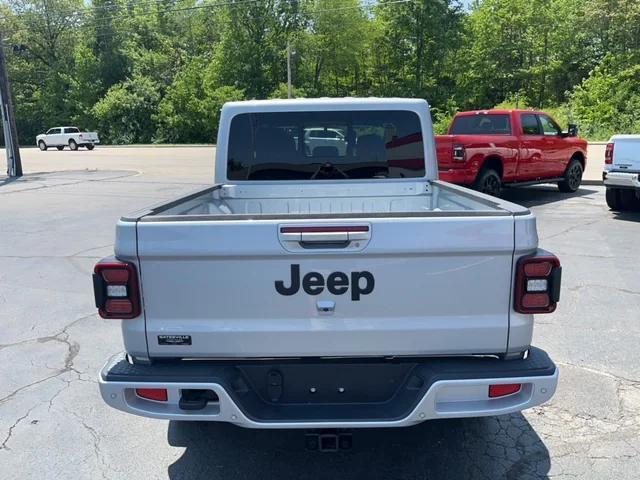 used 2022 Jeep Gladiator car, priced at $38,493