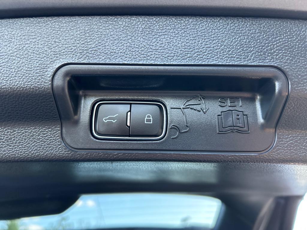 used 2023 Ford Explorer car, priced at $30,495